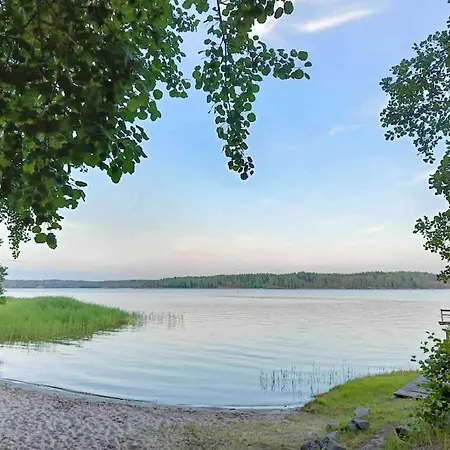 Tunnelmallinen Kaksio Hirsitalossa Huoneisto *
